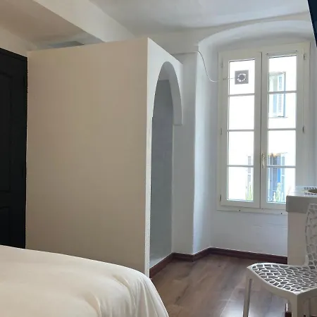 T2 Au Coeur De La Rue Fesch *